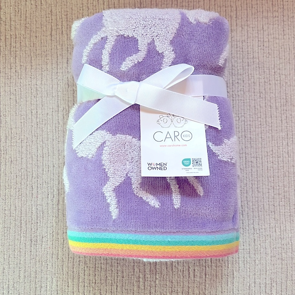 Purple & White Unicorn Hand Towels  NWT - Picture 2 of 3